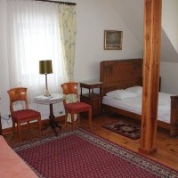 Hotel na Mazurach willa pokoje apartamenty wypoczynek nad jeziorem Polska